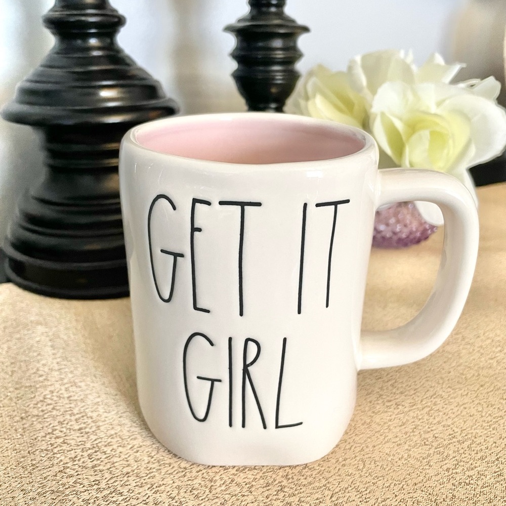 🆕Rae Dunn GET IT GIRL Ceramic Mug